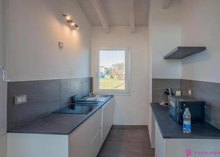 Fuoriporta Affitti Brevi - Casa Dei Salici 02 Appartamento *